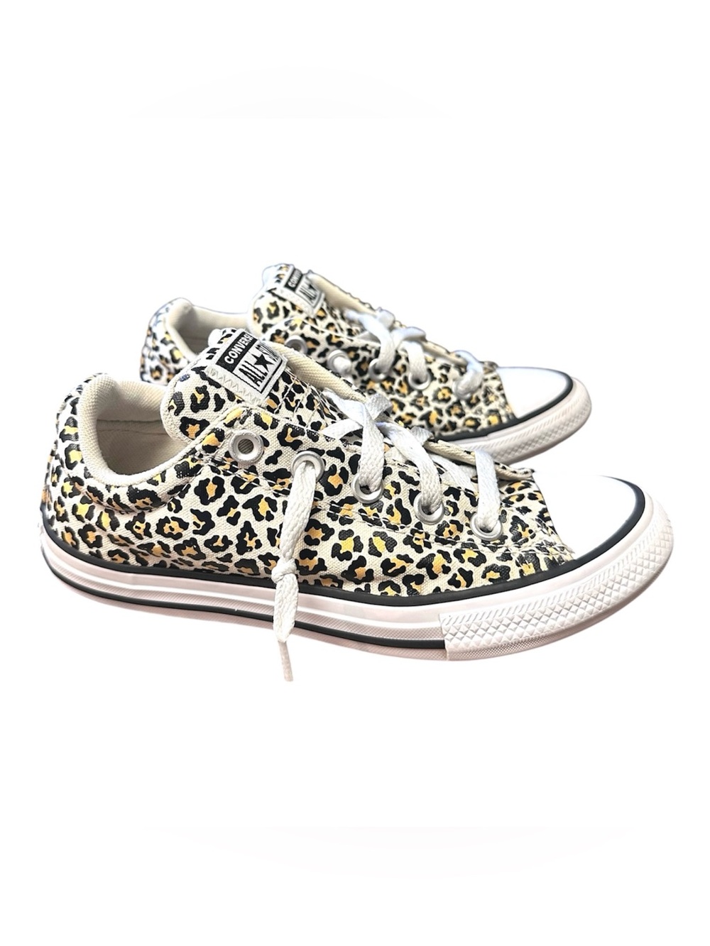 Converse Girls Size 3 animal print leopard slip on low top sneakers